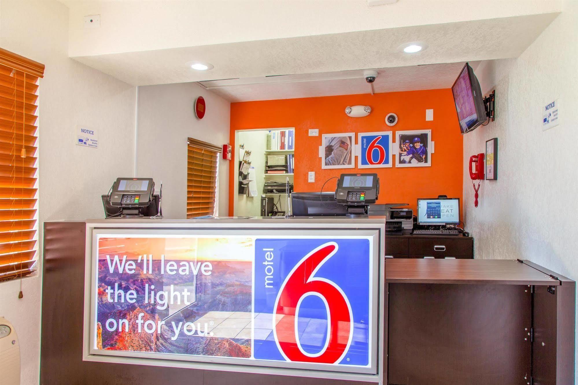 Motel 6-Phoenix, Az - Airport - 24Th Street Dış mekan fotoğraf