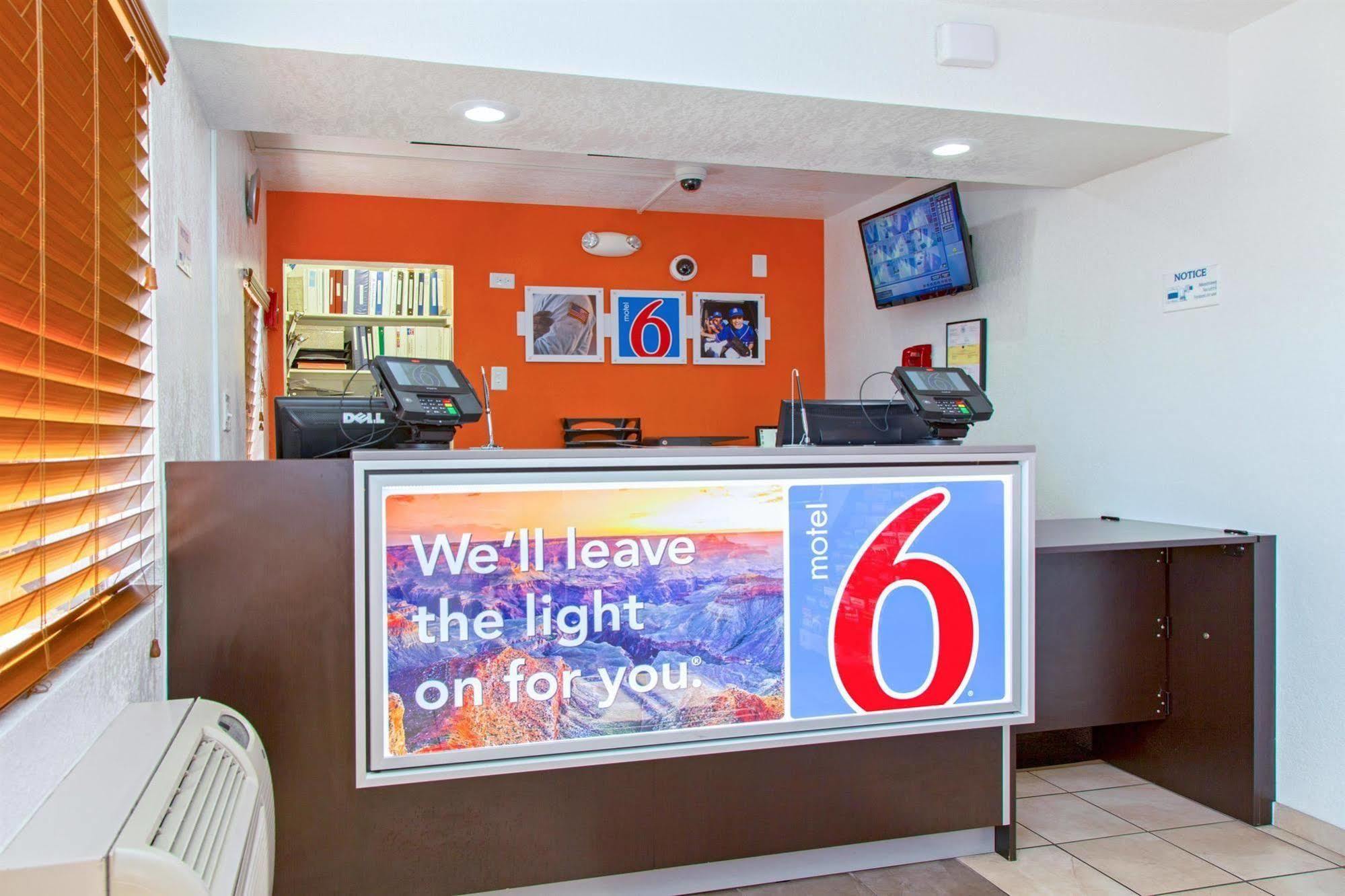 Motel 6-Phoenix, Az - Airport - 24Th Street Dış mekan fotoğraf