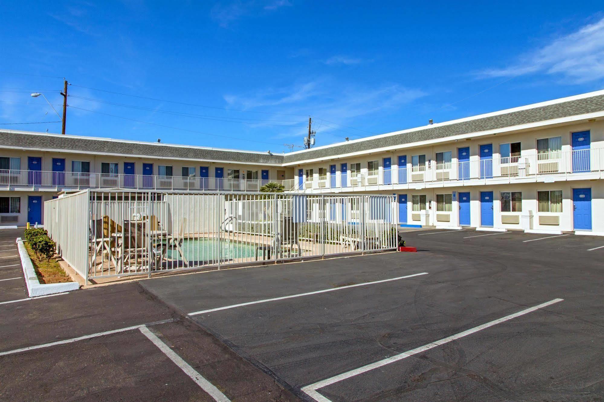 Motel 6-Phoenix, Az - Airport - 24Th Street Dış mekan fotoğraf