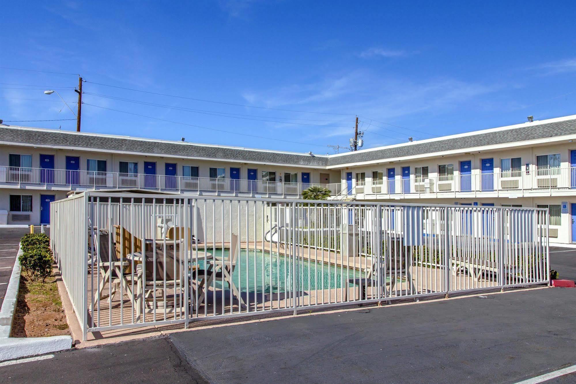 Motel 6-Phoenix, Az - Airport - 24Th Street Dış mekan fotoğraf